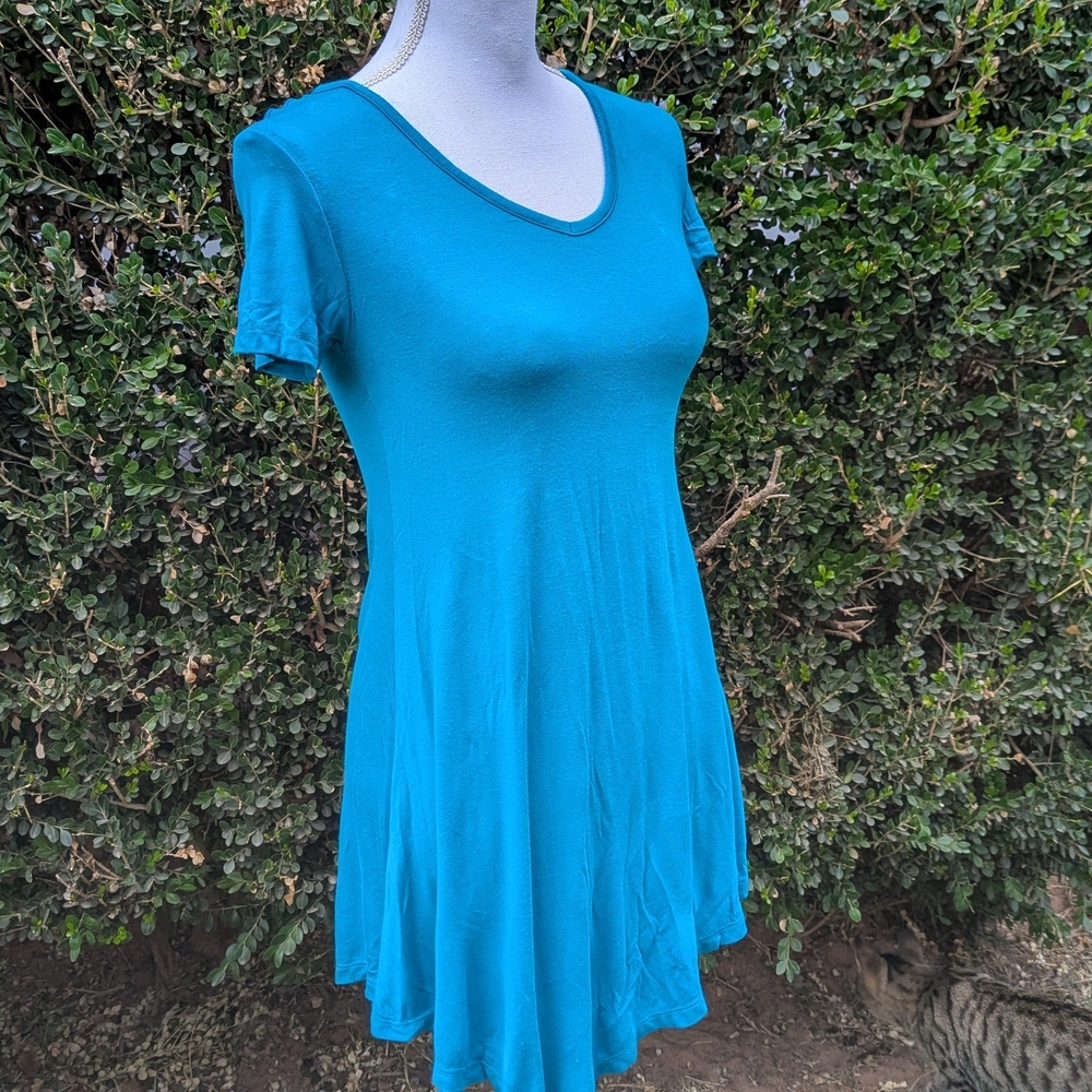 Elegant Teal V-Neck Short Sleeve Women's Top